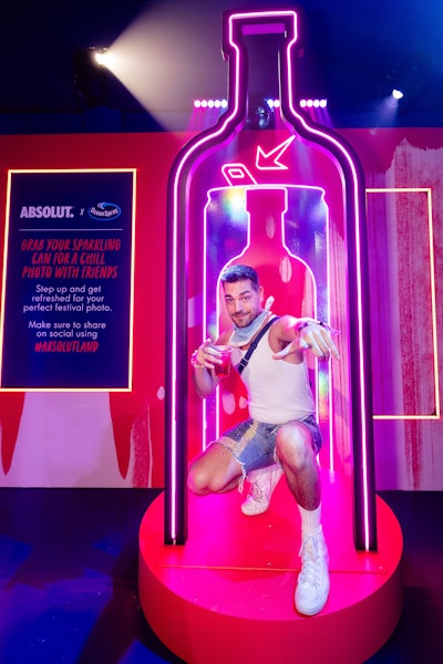 There was also a fun cooling photo moment. Weekend one at Absolut.Land also included a surprise appearance by Paris Hilton and actor/comedian Matt Rogers.